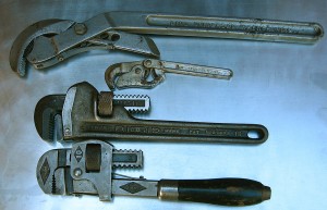pipe-wrenches pipe-wrenches